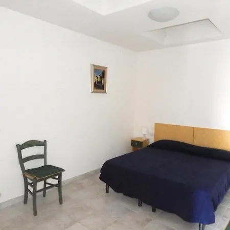 Trilocale Con Giardino A - S011